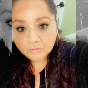 Meet your Posher, Lorena